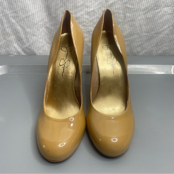 Jessica Simpson "Calie" Nude Patent Leather Round Toe Heels Pumps - Picture 2 of 5